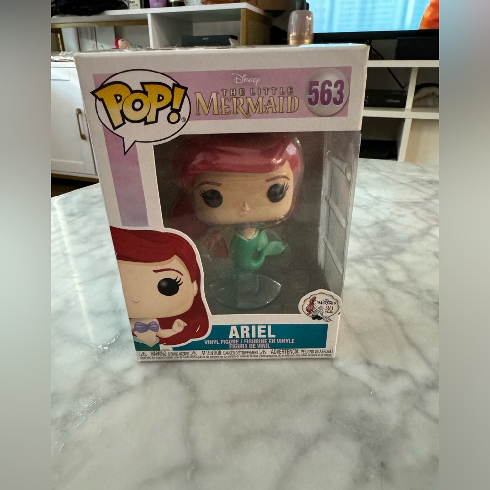 Funko Pop! Disney: The Little Mermaid - Ariel with Bag - Vinyl Figure #563